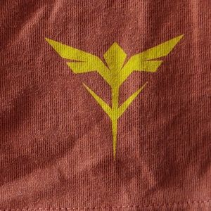 Lot of 4 Uniqlo x Gunpla Gundam 40th T-shirts - MD